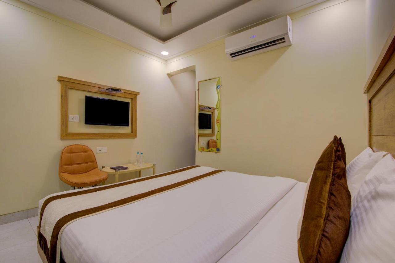 Ab Hotel - Hotel Amar Itl - Street No 7 - Chuna Mandi, Pahar Ganj New Delhi Extérieur photo